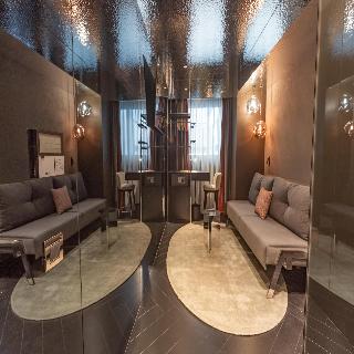 Adia Aluma Athens, Curio Collection