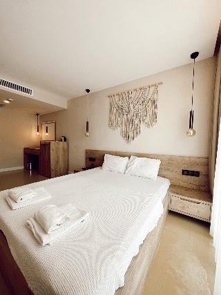 Room Room