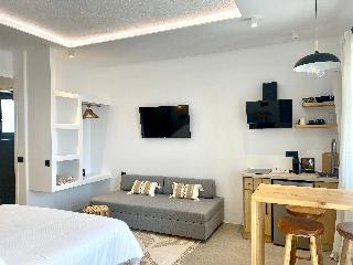 Mykonos Dot Suites
