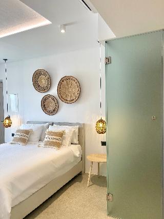 Mykonos Dot Suites
