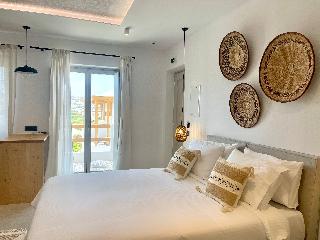 Mykonos Dot Suites