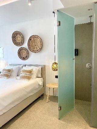 Mykonos Dot Suites