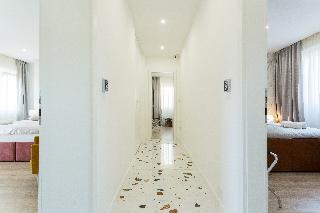 Shine Of Life Luxury Rooms