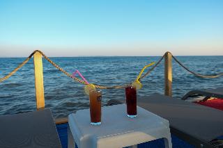 Gargaron Beach Hotel