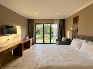 Gargaron Beach Hotel