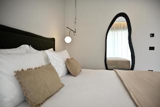 Room Room