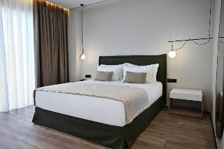 Room Room