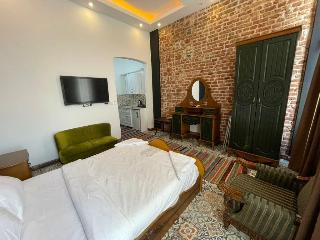 Taksim Stone Wall Apartments