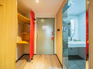 Room Room