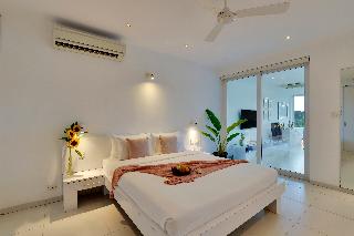 Elivaas Risaia - Goa
