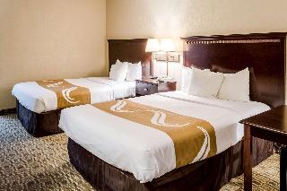 2 Double Beds, Smoking