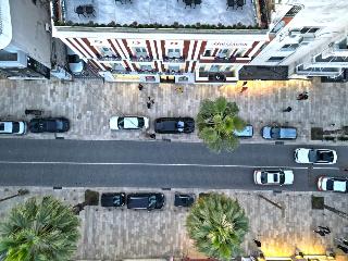 Ambasador Hotel