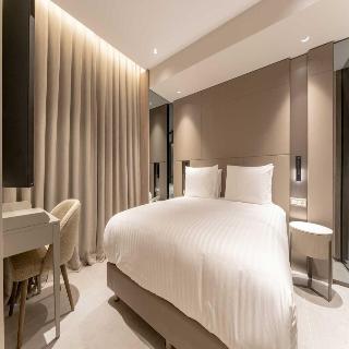 Room Room