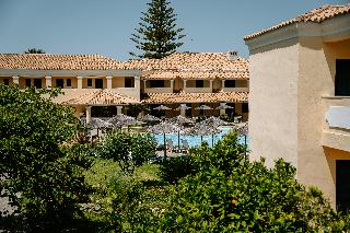 Karavostasi Beach Hotel
