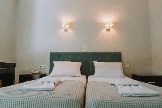 Karavostasi Beach Hotel