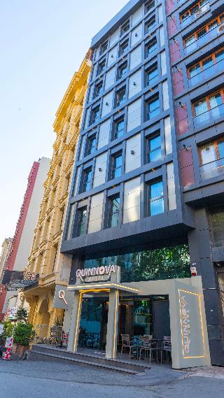 Quinnova Hotel
