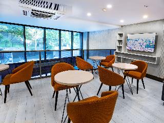 Quinnova Hotel