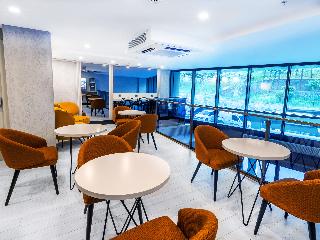 Quinnova Hotel