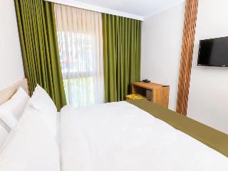 Quinnova Hotel