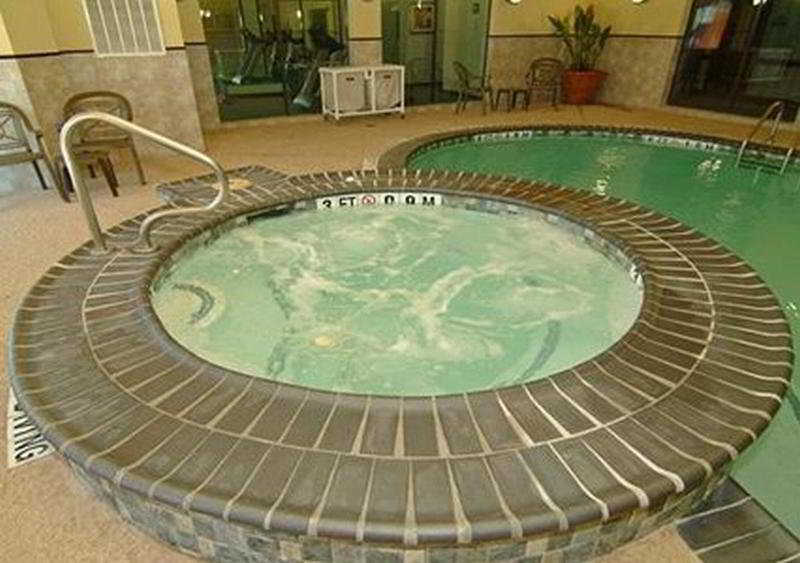 Pool
 di Comfort Suites (Beaumont)