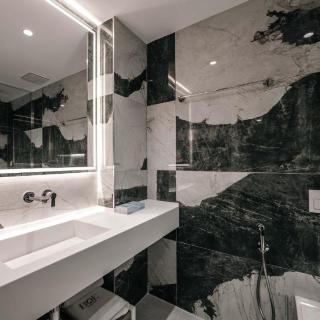 Room Room