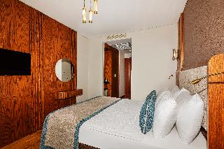 Triton Hotel