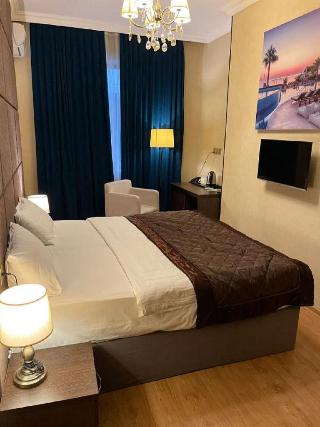 Room Room