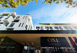 One Rosebank Executive Apartment Hotel