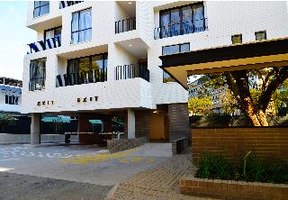 One Rosebank Executive Apartment Hotel