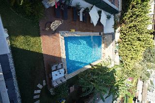 Ruwais Hotel