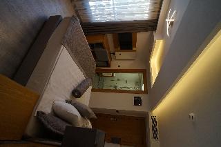 Ruwais Hotel