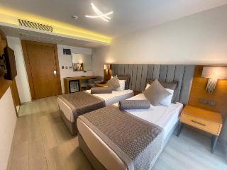 Ruwais Hotel