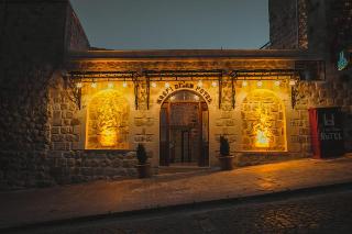Kasr-i Divan Hotel