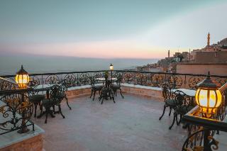 Kasr-i Divan Hotel