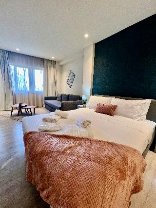 Athenian Retreat Penthouses