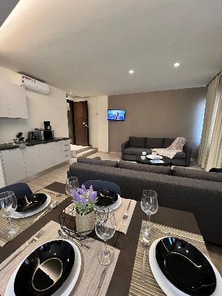 Athenian Retreat Penthouses