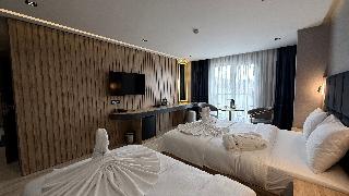 Karaca Hotel Van