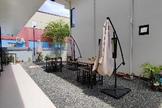 Jmorino Pension House Palawan City Center By Zuzu