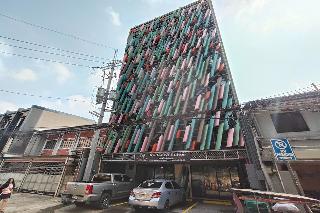 Redenza Suites Makati By Zuzu