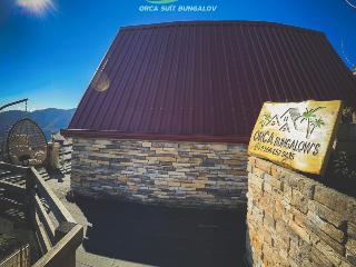 Orca Bungalows