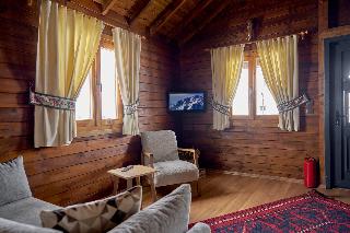 Flora Handüzü Resort & Wellness Bungalow Hotel
