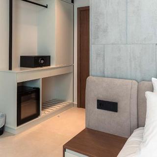 Room Room