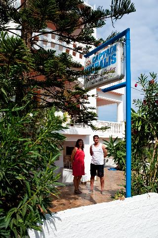Captain Michalis Apartments