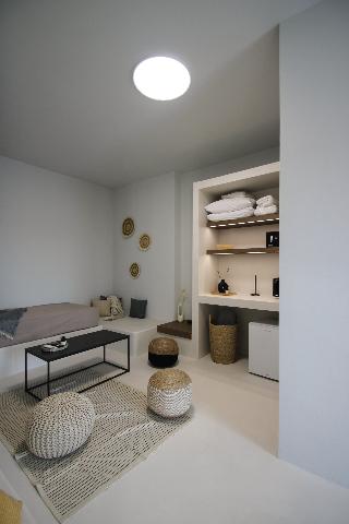 Airy Suites