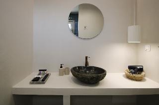 Airy Suites