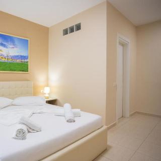 Room Room