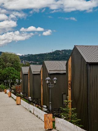 Moon Village Comarnic