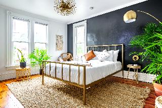 Room Room