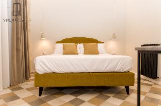 Room Room