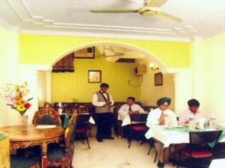 Restaurant
 di Sunstar Residency